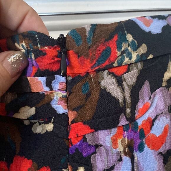 NWT New Zara Floral Print Mini Skirt Size Small - Picture 5 of 7